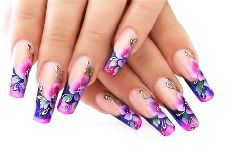 fake nails that go with every type of cloths|best artificial nails at salon.